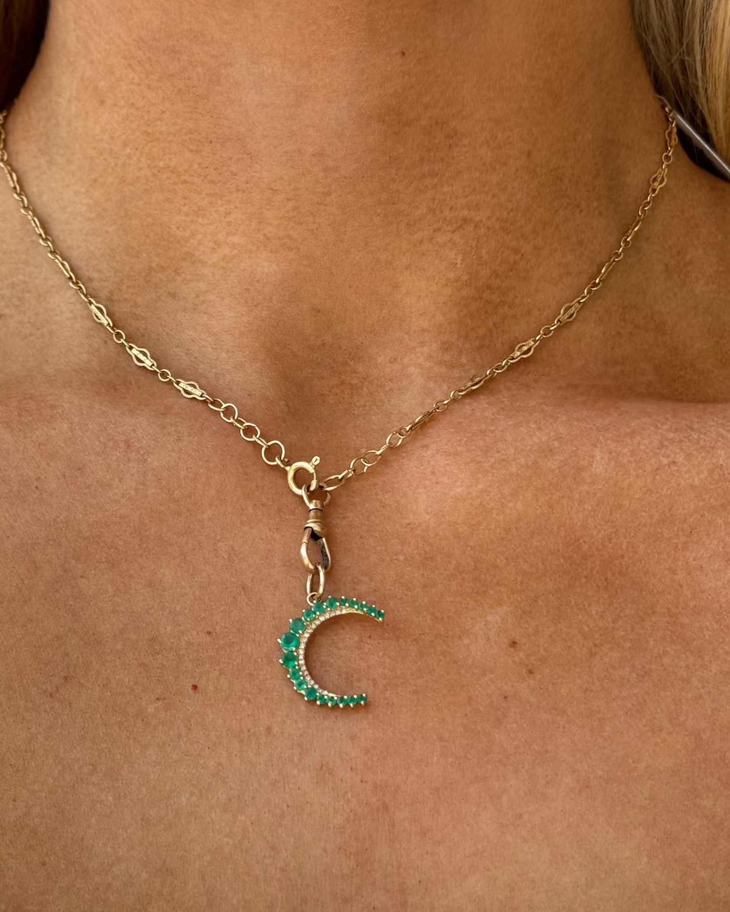 AVERY Vintage Gold Chain Necklace