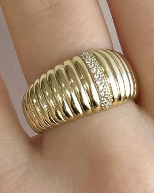 gold diamond ring @dylanjamesjewlry.com