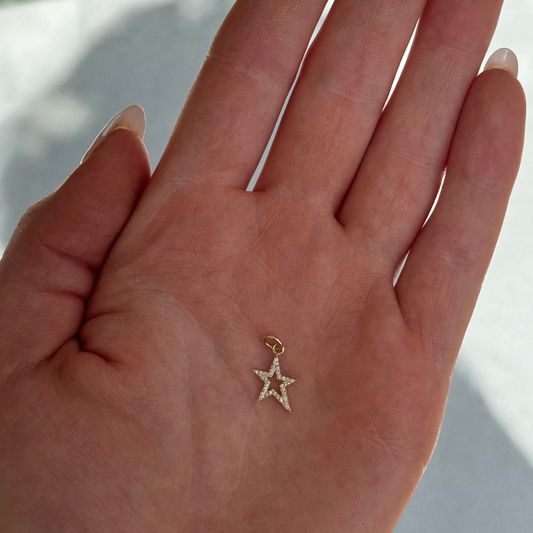 ARI Gold Diamond Star Charm