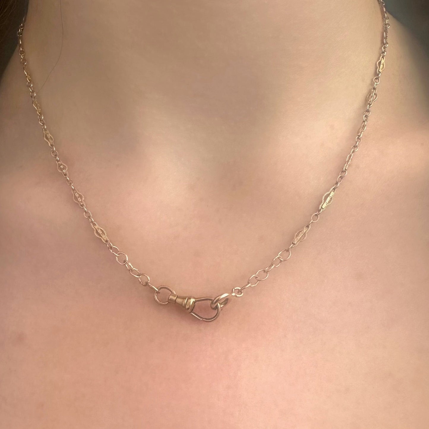 AVERY Vintage Gold Chain Necklace