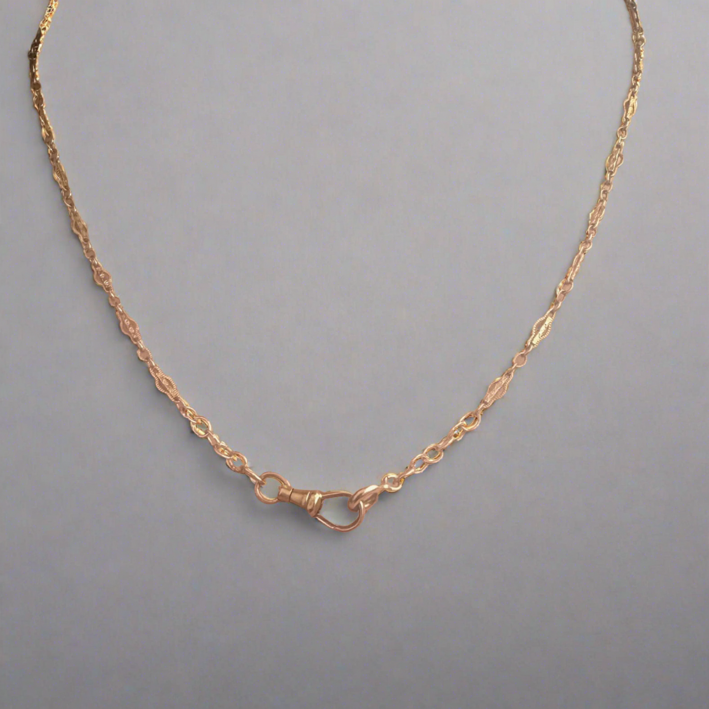 AVERY Vintage Gold Chain Necklace