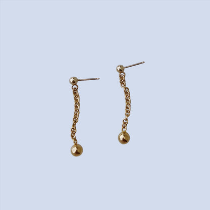 vintage yellow gold chian ball drop earrings @dylanjamesjewelry.com